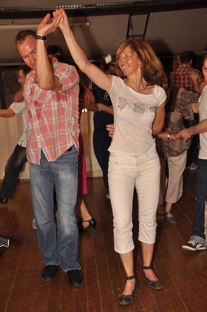 min 2011 04 24 station danse 217